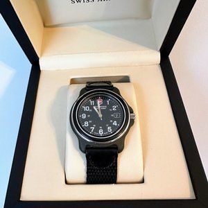 Victorinox Swiss Army Men's Watch Black with Cloth Strap
